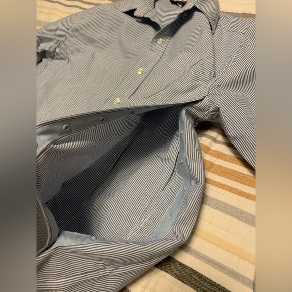 TruSpec 24/7 Concealed Design Lightweight Holster Shirt - Men’s Medium - Picture 8 of 13